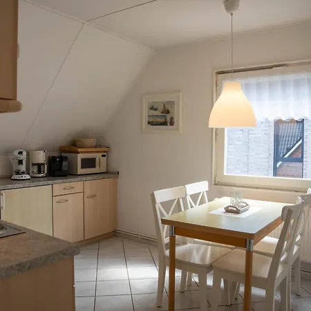 Kristin Og * Dahme (Schleswig-Holstein)