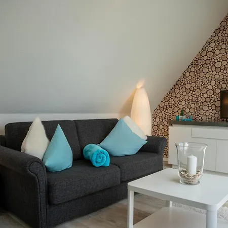 Kristin Og * Dahme (Schleswig-Holstein)